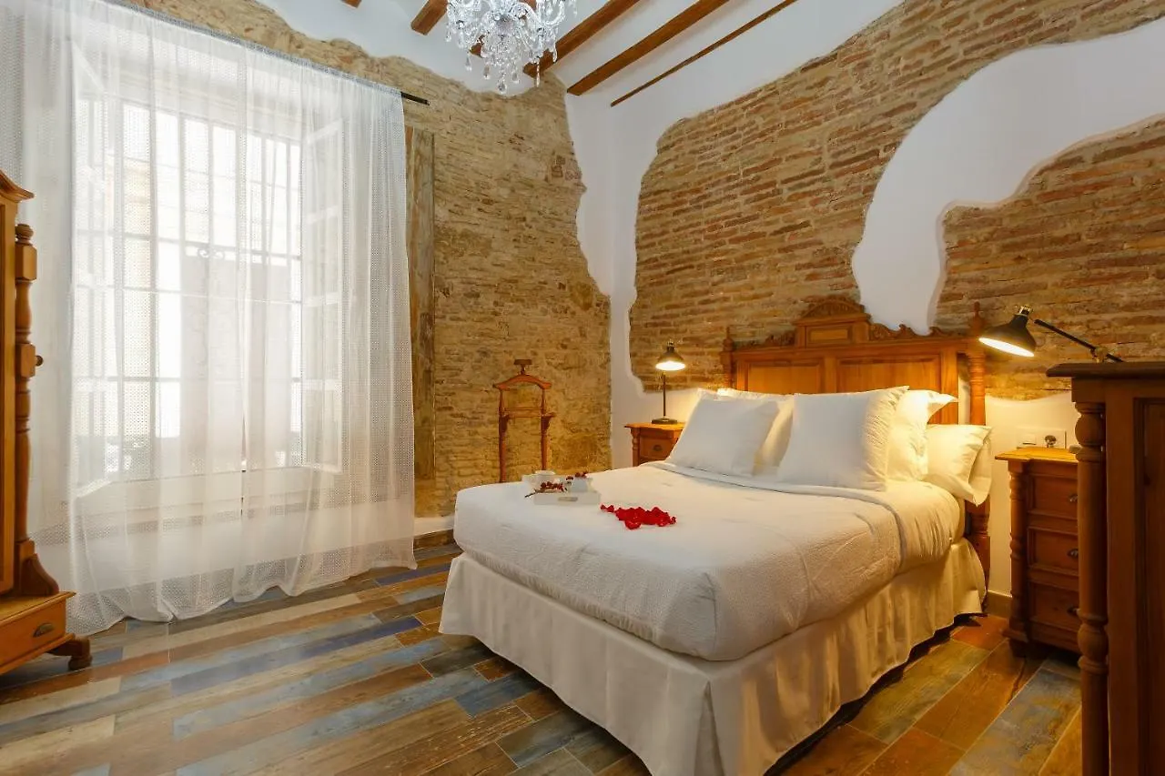 Noah House City Center - Historic Center Cadiz 0*,