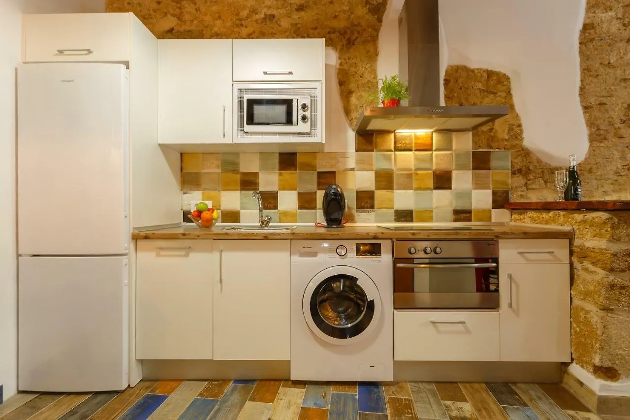 Noah House City Center - Historic Center Cadiz 0*,  Spain