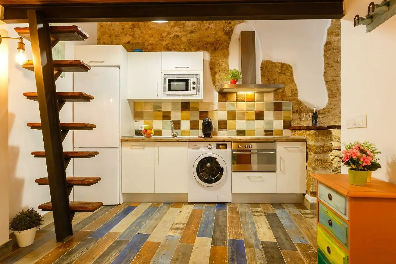 Noah House City Center - Historic Center Cadiz 0*,  Spain